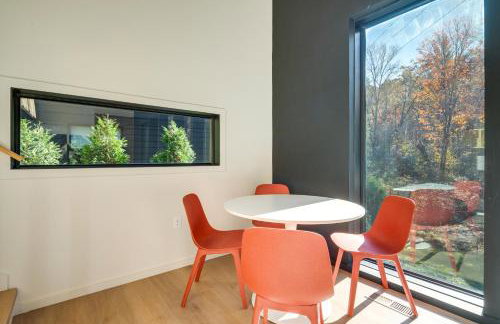 4 Mi to Dtwn Brevard: Modern Pisgah Forest Getaway - Foto 4