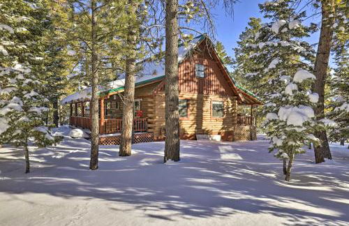 Rustic Duck Creek Village Cabin with Fire Pit! - Foto 25