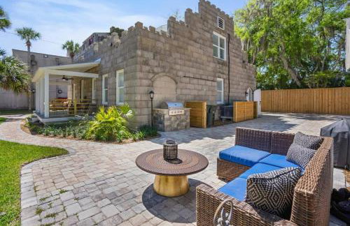 Remodeled Historic 1800s Carriage House, The Castle Garden, Colonial Modern Mansion - Foto 55