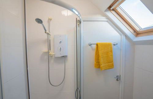 Erwenni, Llanbedrog, Abersoch near beach and pub with hot tub - Photo 9