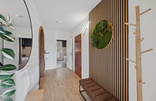 MAISUITES Sperling - Zentrale Ferienwohnung mit Boxspringbett, Kaffeevollautomat, WLAN & seitlichem Seeblick - Foto 23