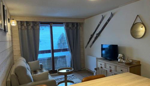 LE CORBIER Vue pistes Studio 5 personnes entièrement rénové et labellisé Qualité Hébergement Sybelles - Foto 3