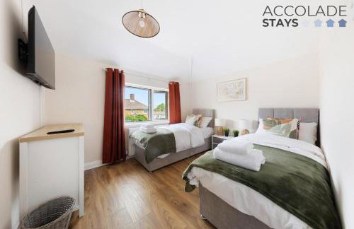 3 bed, 2 Bath, Sleeps 6, with Free Parking & WiFi, ideal for contractors and families - Foto 4