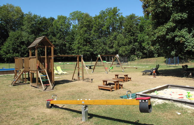 3 bedroom House in Stárkov with swimming pool and garden - Photo 27