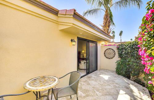 Community Pools & Golf Views: Palm Desert Condo! - Foto 26