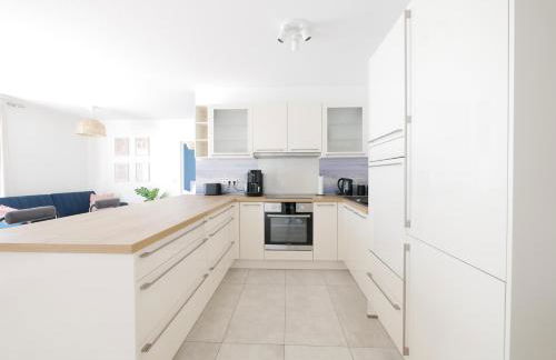 85qm, Parkplatz, zentral, großer Balkon, 2 Bäder - Foto 10