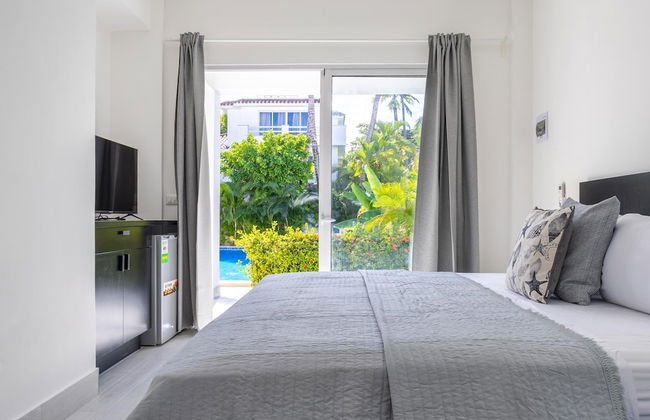 Beachfront 7BR Villa With Pool Maid Los Corales - Foto 56