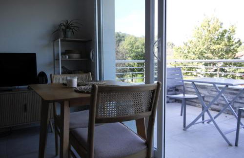 Gîtes Jara et Mendia, Maison Eguzki-Lore, Saint-Jean-Pied-de-Port, Pays Basque - Foto 7