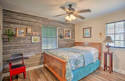 Home in Historic Waxahachie with Yard and Patio! - Foto 20