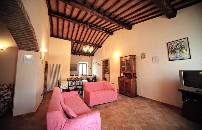 Lovely Farmhouse in Asciano With Swimming Pool - Foto 56