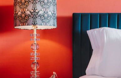 Gorgeous Eccentric Family Home with Cowboy Pool - Foto 49