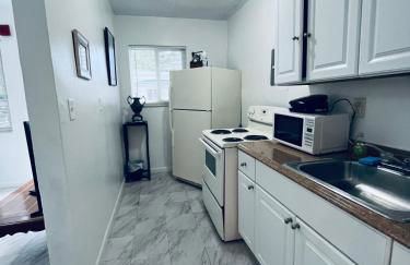 5 Minutes to downtown Apt201 - Photo 17