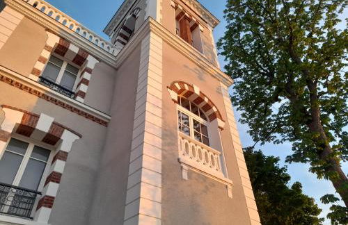 Appart dans petit chateau en centre ville - Foto 4