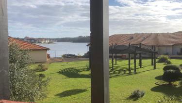 Joli T2 vue lac, entièrement rénové - Foto 2