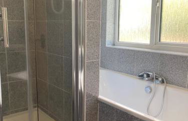 Highfield Home with free parkings, Surbiton, Kingston upon Thames, Surrey, Greater London , UK - Foto 44