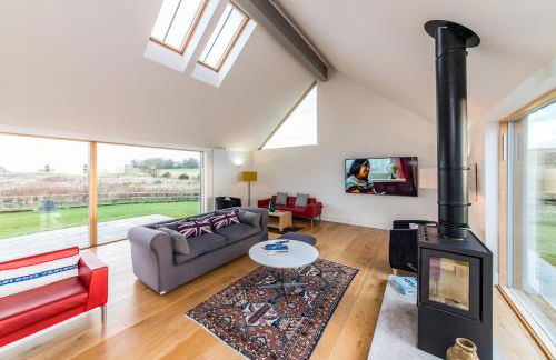 The Den, Architect Designed Barn, Beautiful Location - Foto 17