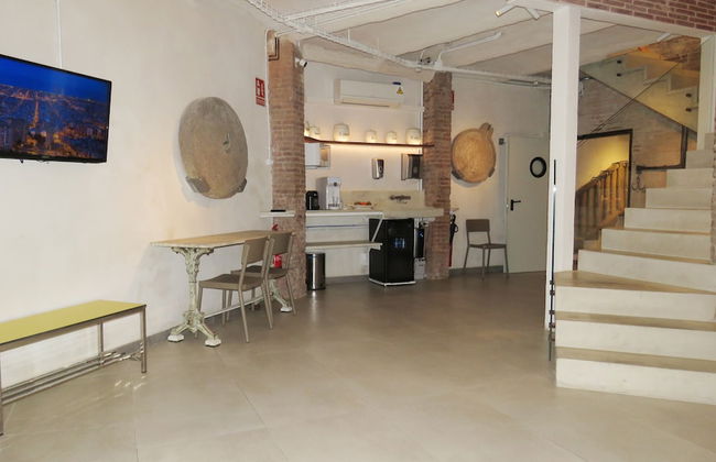 Stay Together Barcelona Apartments - Photo 3