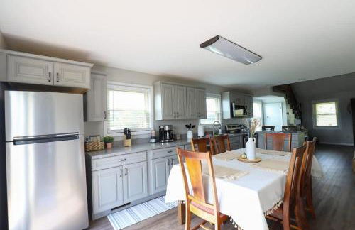 Serenity with Mountain Views 3BR Deckside Views - Foto 3