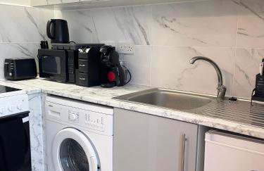 1st Floor Crescent Apartment - Foto 17