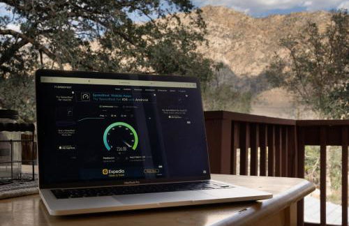 Lazy Squirrel - Cozy Family House with Full Game Room - Foto 31