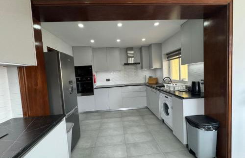 200M - Train Station Barrinha Beach House & Pool - Foto 6