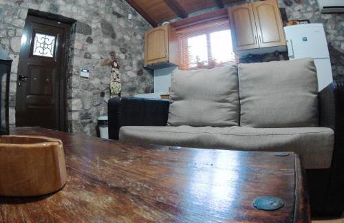 Patras stonehouse with large yard - Πέτρινο σπίτι με αυλή - Foto 15