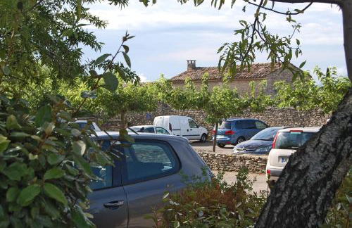 Cyprès du Paradis à Gordes - Photo 35