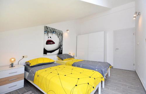 Sea View Luxury Apartments, ALA DA - Photo 23