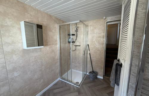 Coxon - 5 Bdrm 6 beds Perfect 4 contractor - Foto 18