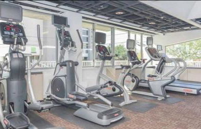 Cozy Suite at Towson Center - Foto 6