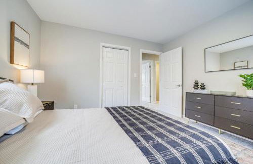 Hot Tub, Game Room and Fire Pit Canton Log Cabin - Foto 16