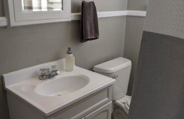 The Lewis House-Upper Level-A Peaceful Spot! - Foto 3