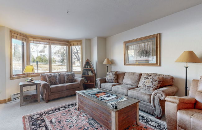 Torian Plum Condominiums - Foto 76