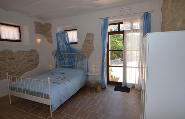 Cozy Couples Getaway w/ Wifi - Foto 5