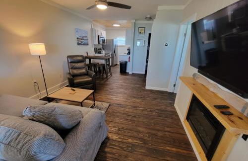 Camp St. Cabanas Unit 3 on Lake Dora - Foto 23