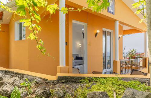 Coastal São Vicente Mountain & Sea View Hideaway with Free Parking - Foto 37