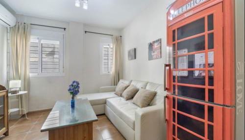 Esperanza free parking by Staycare - Photo 1