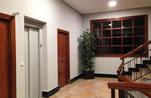 Spacious cozy apartment with easy and free parking - Foto 14