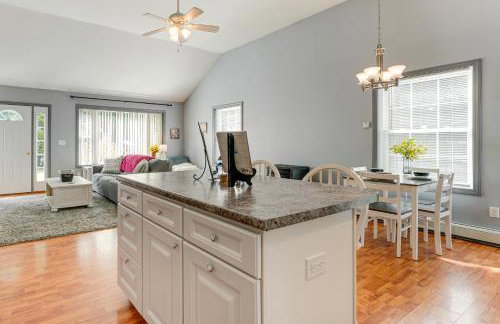 4 Mi to Long Lake! Secluded Haven with Fenced Yard - Foto 6