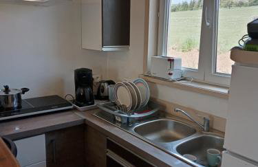 Het rustige huisje in de velden met wifi , leidingwater,enz - Photo 23