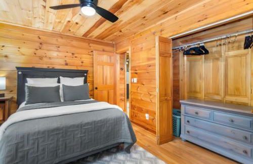 Downward Dog Lodge - Mountain Yoga Retreat, Hot Tub & Pet-Friendly Escape - Foto 16