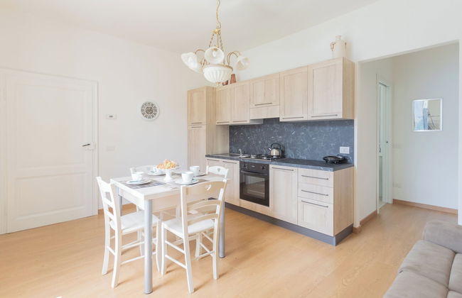 Tina's Window on Lake Como by Rent all Como - Foto 17