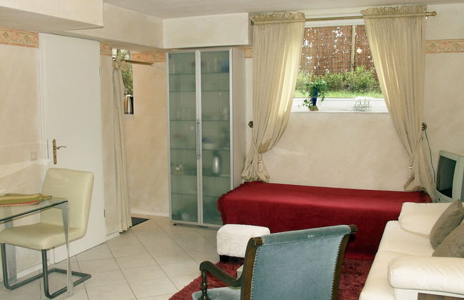 Tolstov-Hotels Apartment - Photo 5