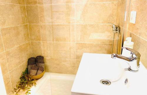 Bernegal Moneyba, Hot Tub, Piscina y Jardín - Foto 28