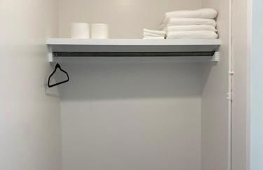 Innovative Studio Apartment - Photo 3