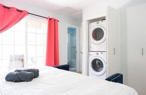 Family Renovated Home, Netflix, AC, WD, Putt Putt - Foto 21