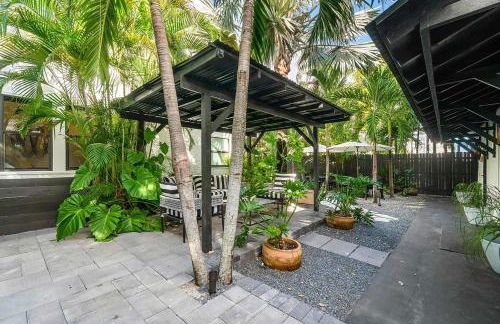 Hacienda Flamingo Unit 3 - Modern 1BR Hideaway with Double Queen Beds - Foto 16