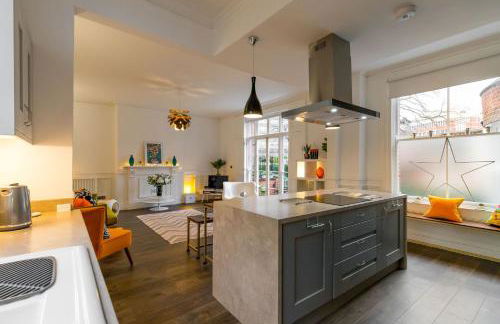 Host & Stay - All Saints Green Cottage - Photo 2