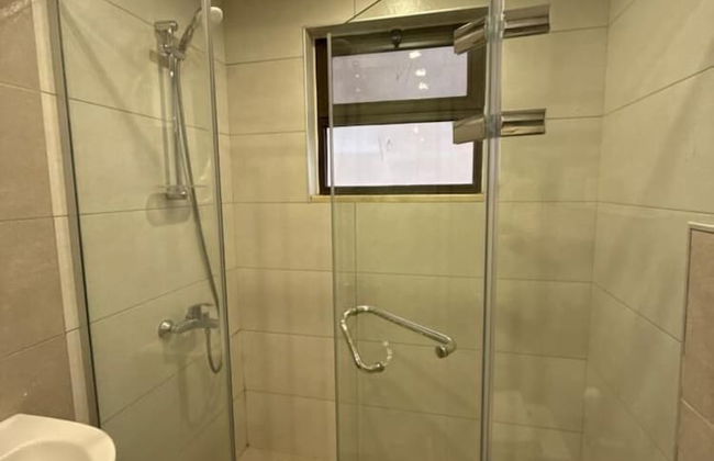 Charming 3 Bedroom Apartment in Amman - Foto 28