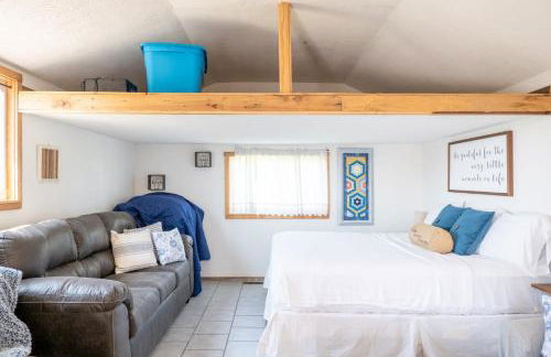 Open Concept Cabin for 2 - Near Ark Encounter! - Foto 12